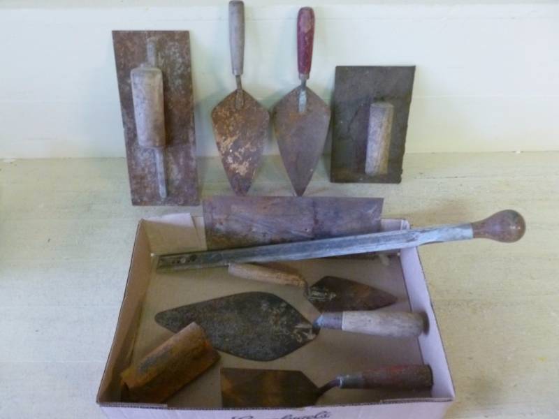 lot 215 image: Tools