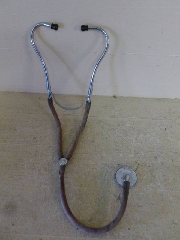 lot 224 image: Medical
