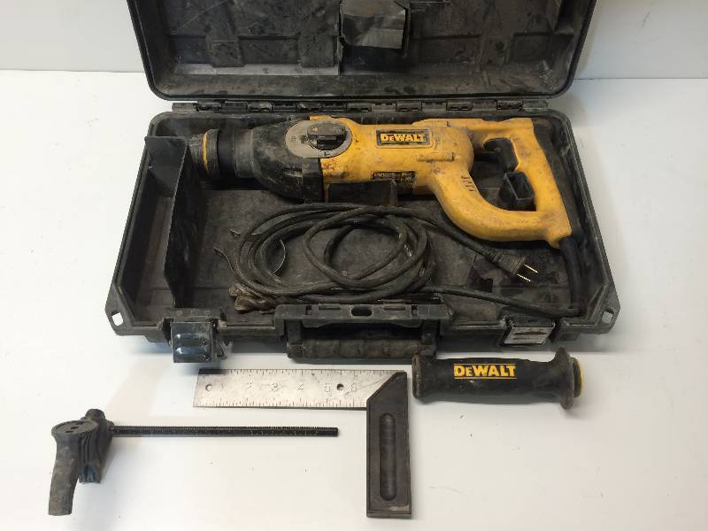lot 25 image: DeWalt 3 Mode Hammer Drill