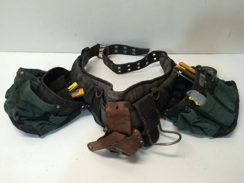 lot 37 image: Tool Belt And Pail WTools