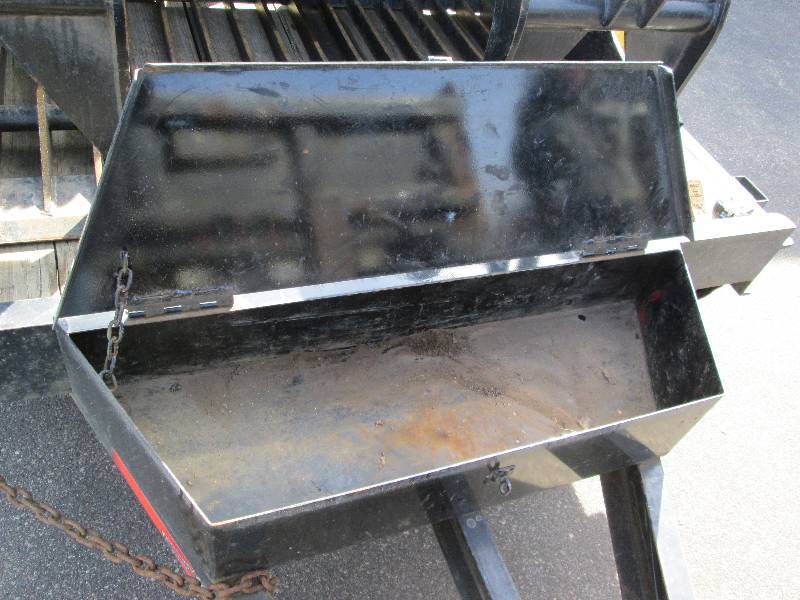 lot 8 image: 20 Foot Felling FT12 Trailer