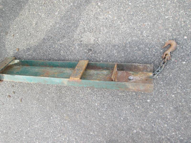 lot 20 image: Bobcat Extension Arm with Hook