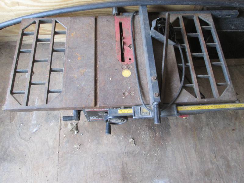 lot 36 image: Craftsman Table Saw