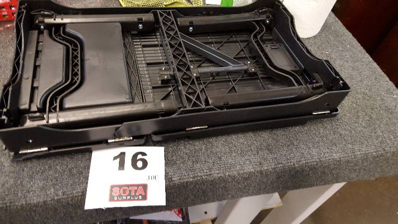 lot 16 image: MyPlace Laptop Workstation