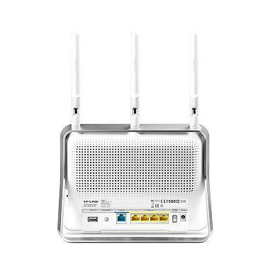 lot 88 image: Wireless AC1750 DB Gig Rout C8 White