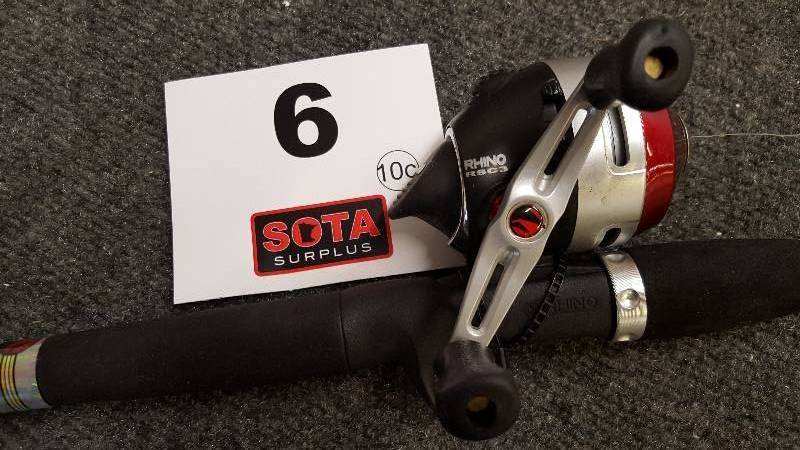 lot 6 image: RHINO-GLOW TIP INDESTRUCTABLE POLE WITH RHINO RSC3 REEL