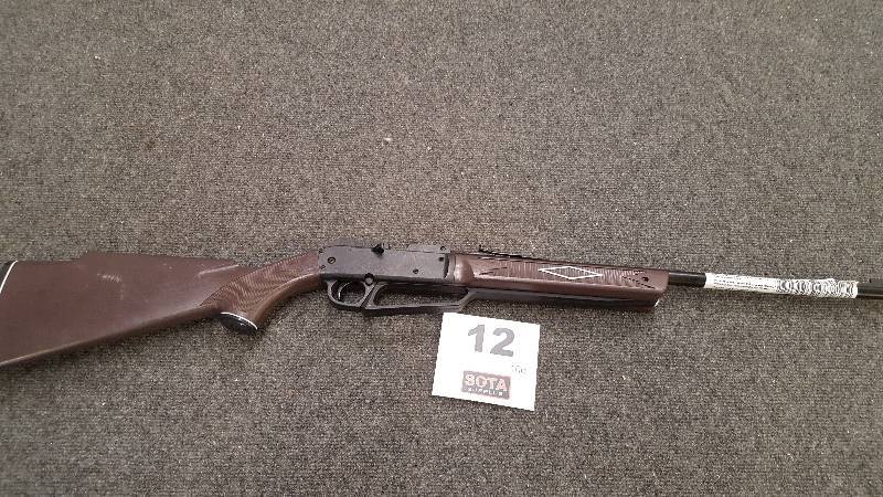 lot 12 image: DAISY POWERLINE 880 PELLET GUN