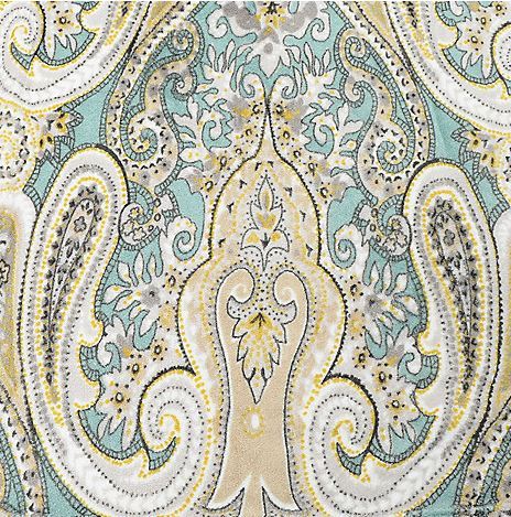 Cozelle� 80 x 70  Microplush Throw   PAISLEY