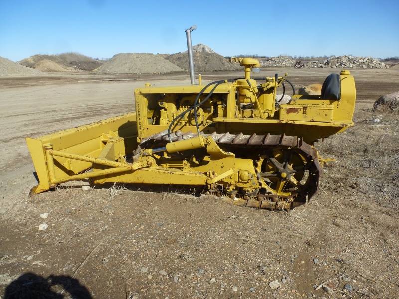 Caterpillar D 2 Dozer