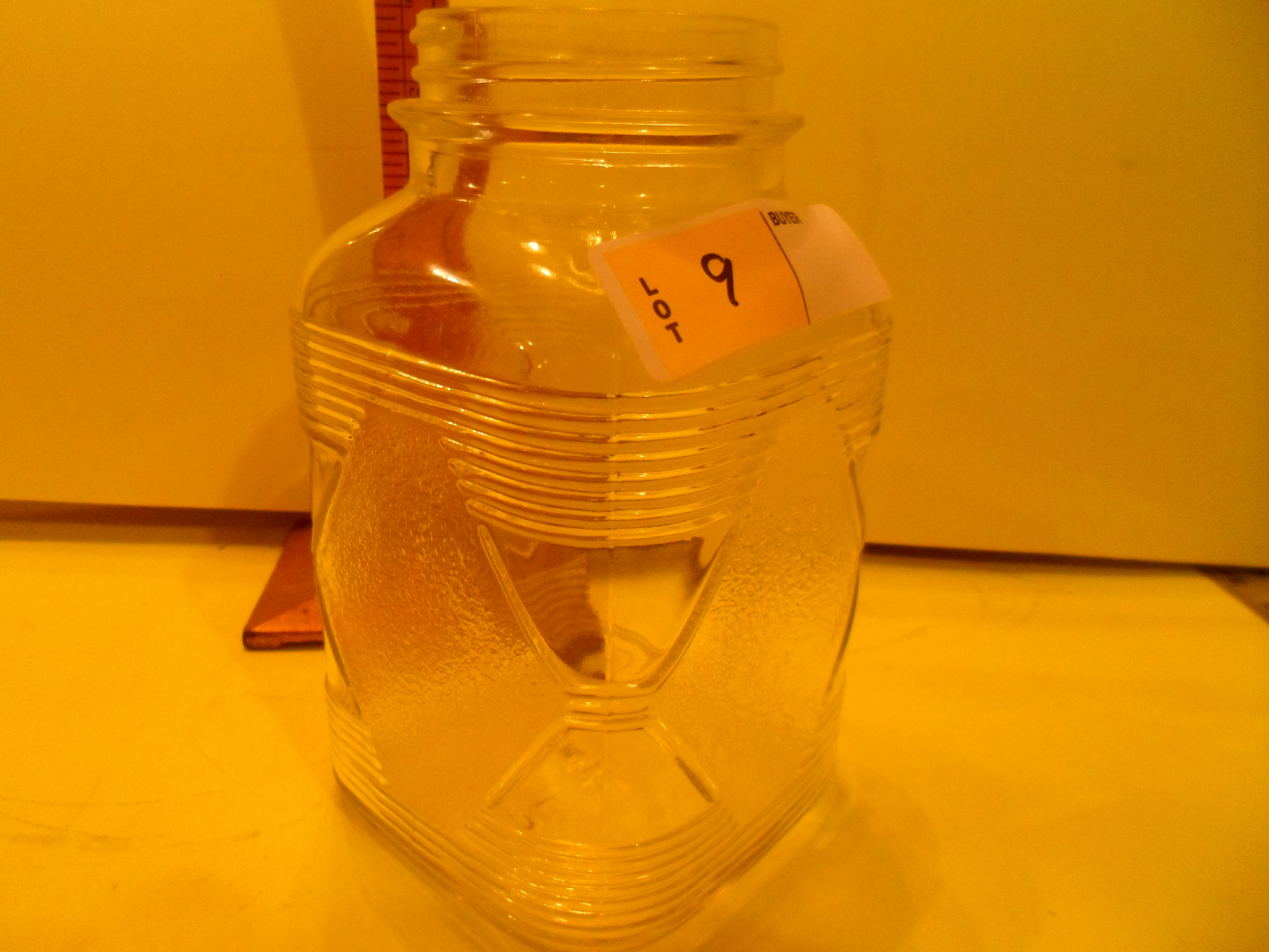 lot 9 image: Vintage Decorative Hazel Atlas Canister #54