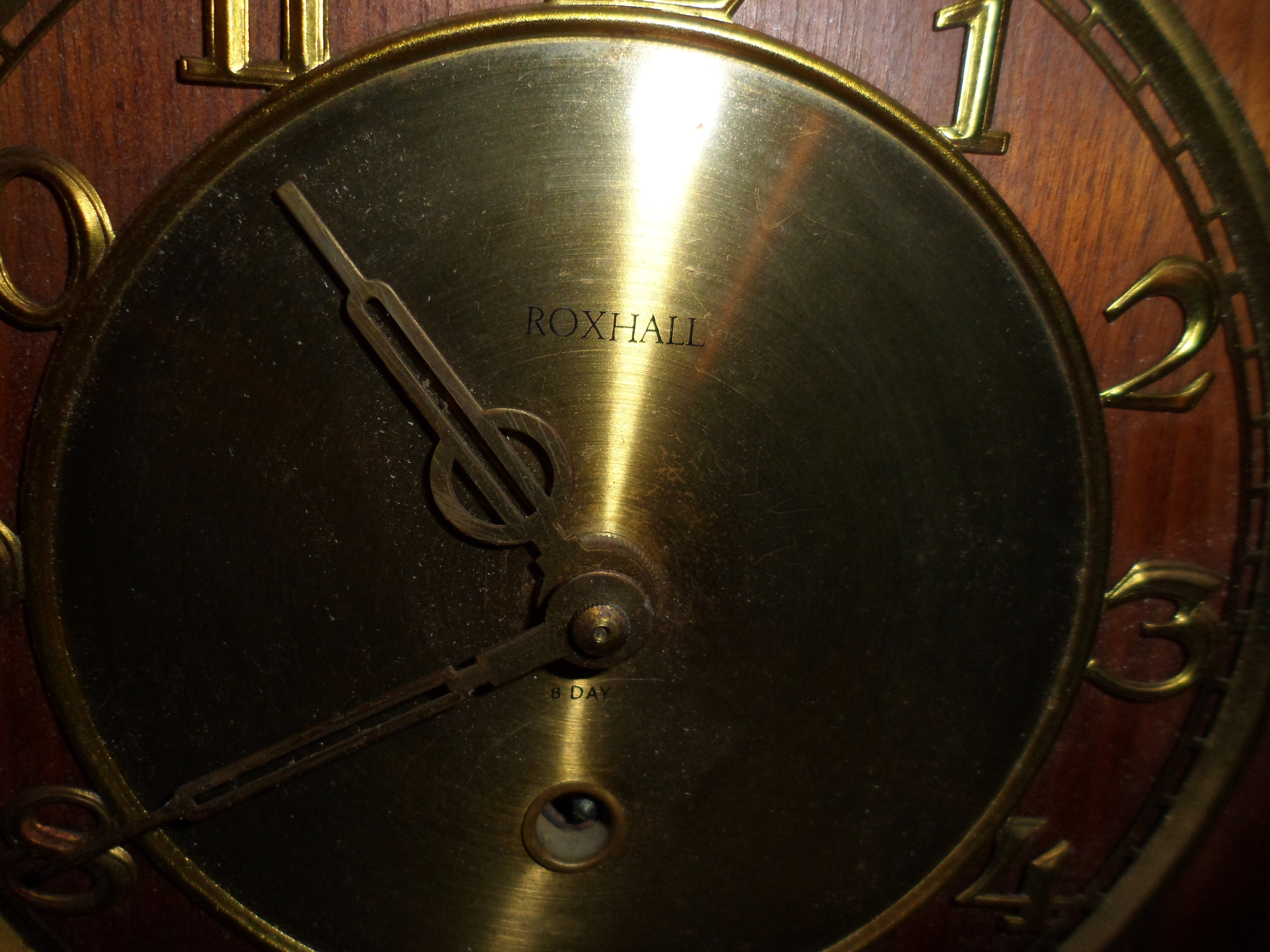 lot 44 image: 3 Clock Lot