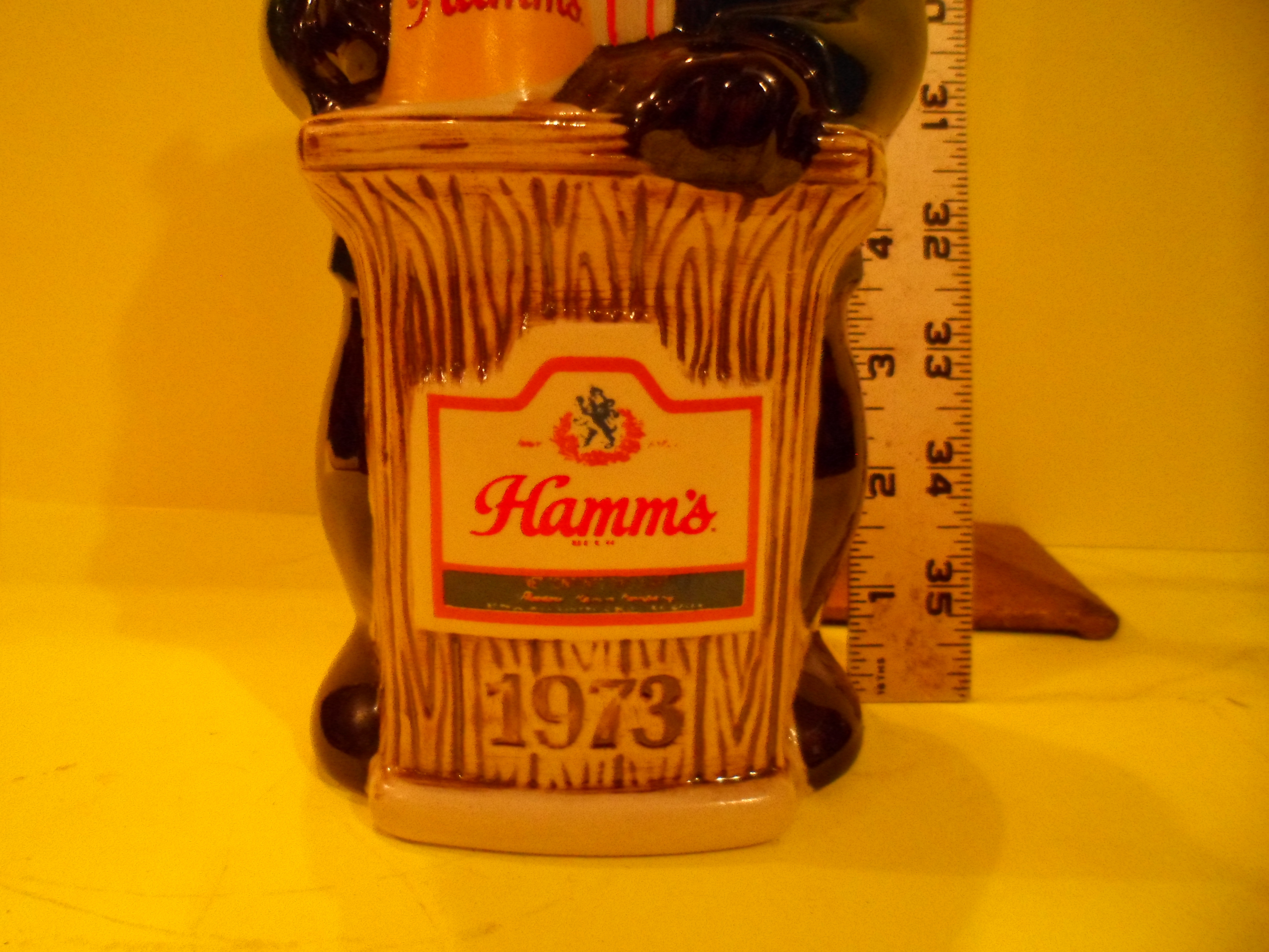 lot 53 image: 1973 Hamms Decanter