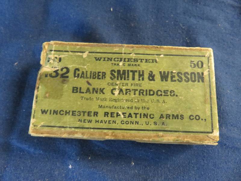 lot 70 image: Smith and Wesson .32 Caliber Blank Cartridges