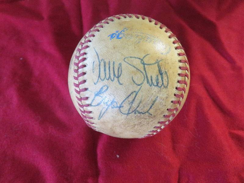 lot 95 image: Signed Baseball
