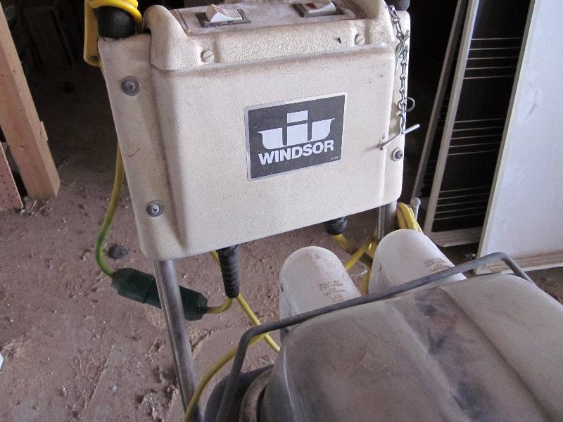 Winsor Admiral Floor Scrubber