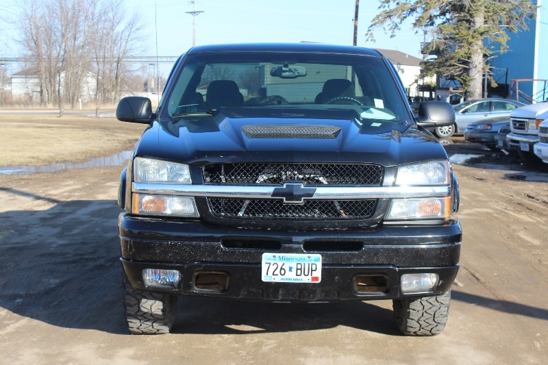 2003 Chevrolet Silverado LS 4x4 4 Door Extended Cab