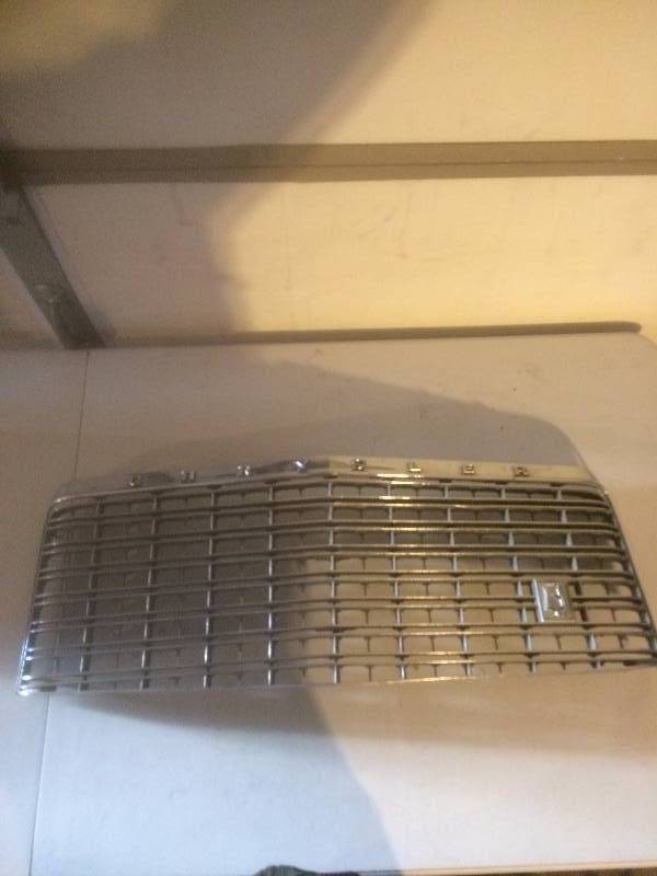 Chrysler Grill