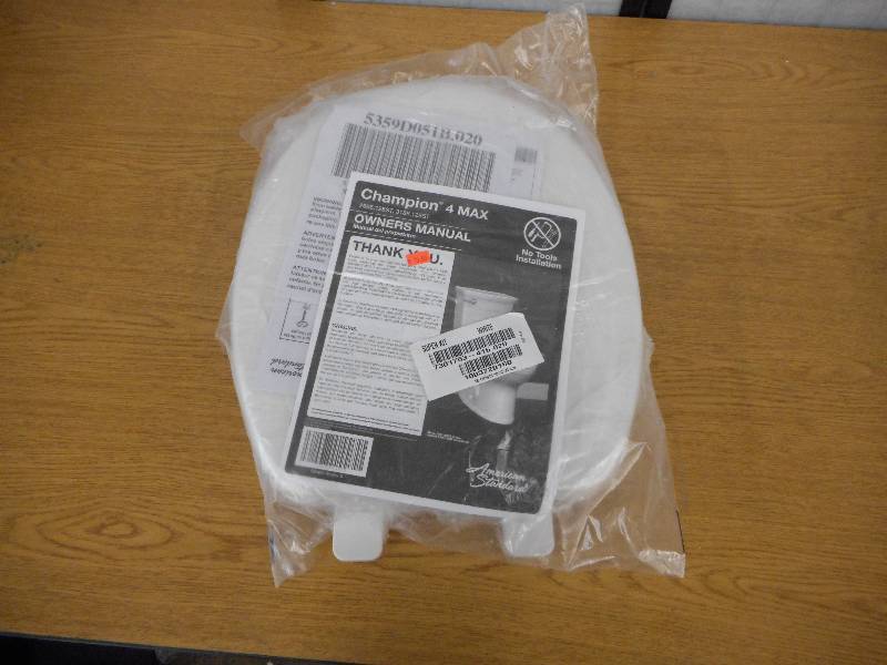 AMERICAN STANDARD TOILET SEAT