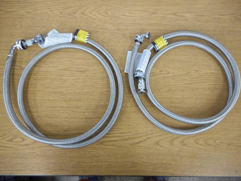 LOT OF 2 STAINLESS STEEL HOSES FOR WASHER HOOK UPS