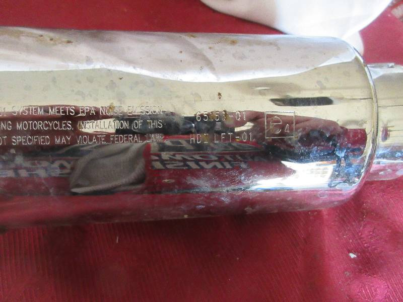 lot 29 image: CHROME HARLEY MUFFLER