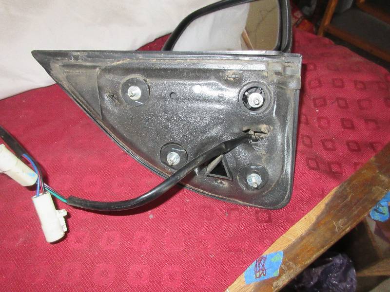 lot 31 image: SIDE MIRRORS FOR 1999 SUPER DUTY