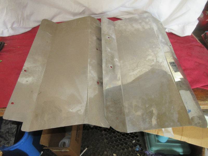 lot 35 image: STAINLESS STEEL GAURDS