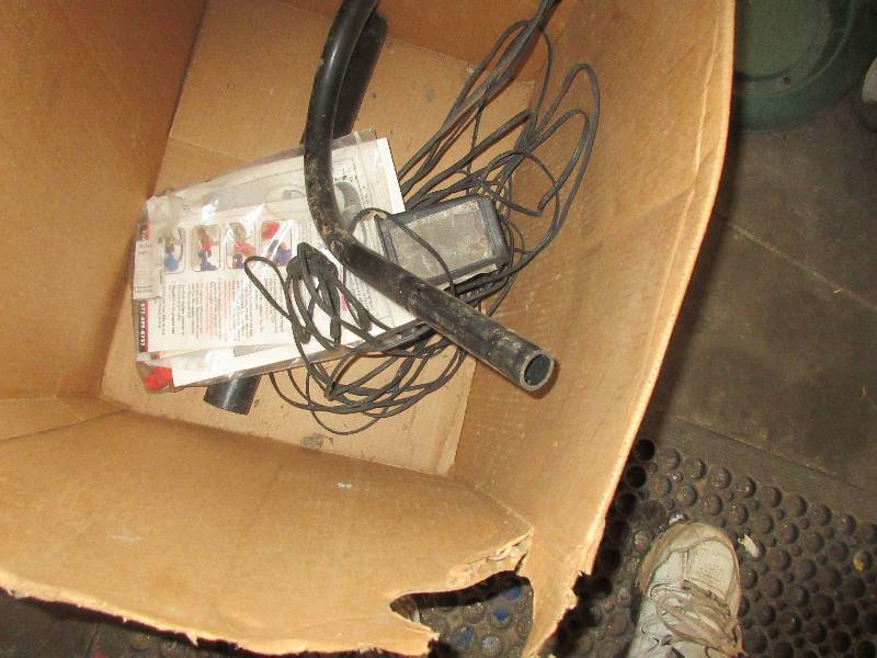 lot 37 image: MASQUITO MAGNET