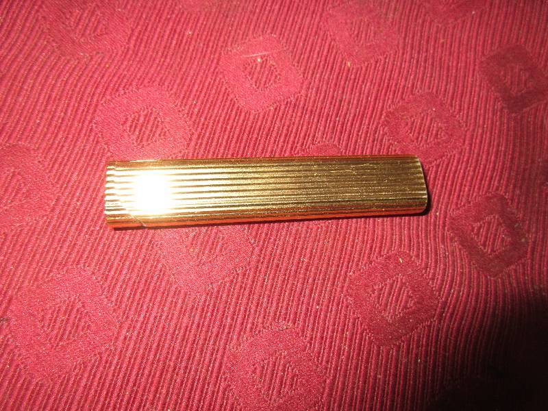 lot 130 image: VINTAGE LIGHTER