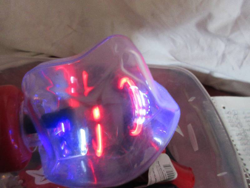 lot 135 image: LIGHT UP SPINNING WARD