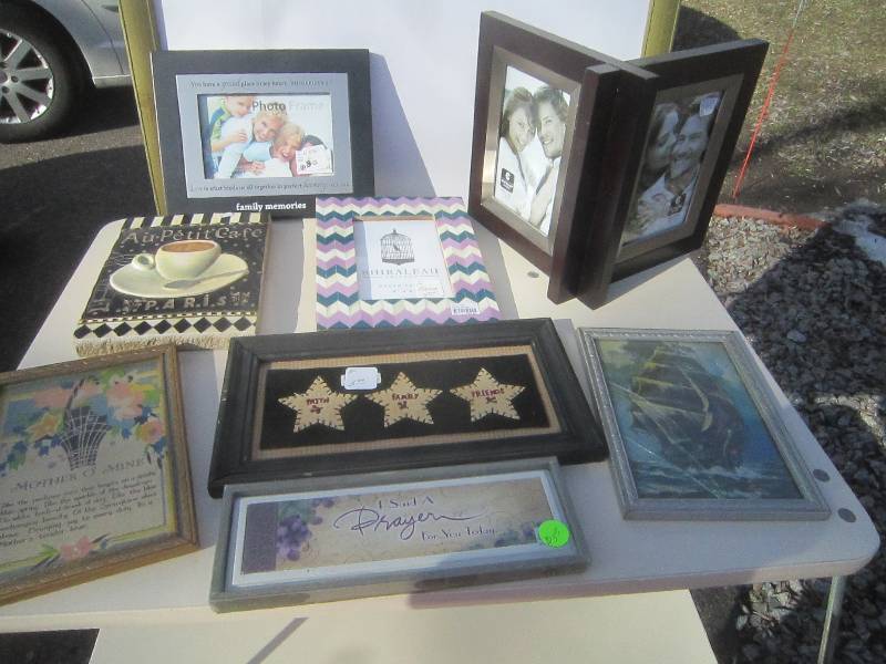 PLAQUES AND PICTURES