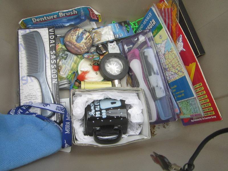 LOT- NEW COMBS, MUG, SWIVELS, HAT, KEY CHAINS, PINS, MAPS ETC.