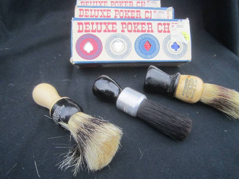 COLLECTIBLE -3 SETS OF OLD 100 POKER CHIPS, 3 ANTIQUE SHAVING BRUSHES