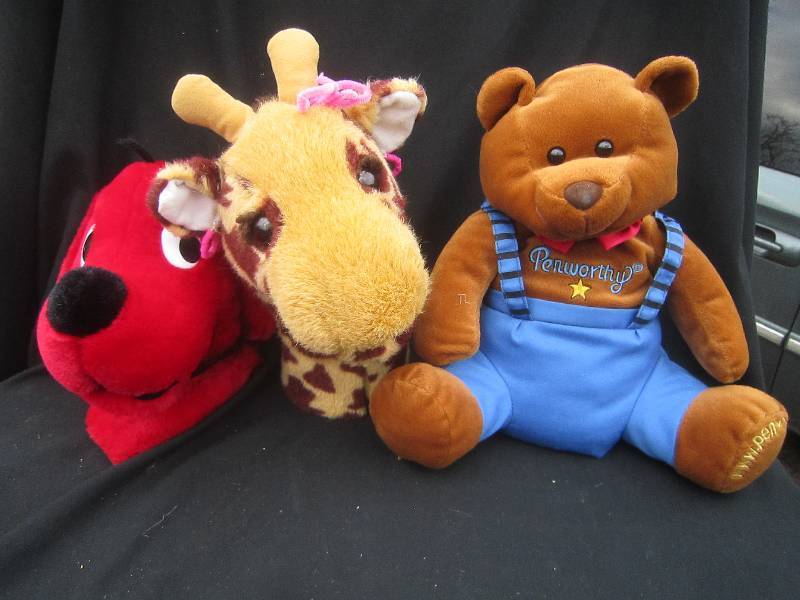 CLIFFORD PUPPET, GIRAFFE PUPPET, PENWORTHY BEAR