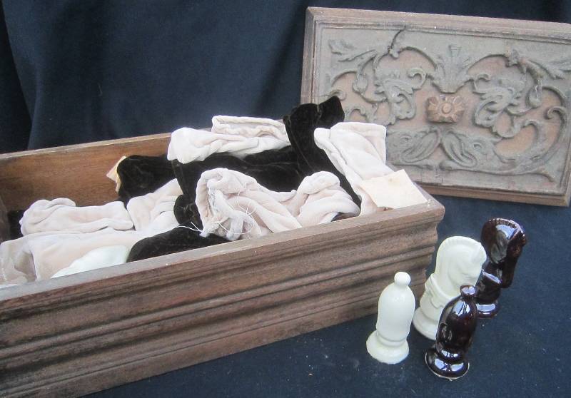 OLD WOOD BOX AND CHESS SET,