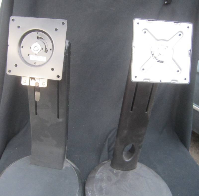 2 MONITOR STANDS