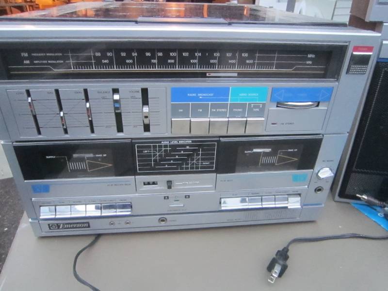 EMERSON STEREO SYSTEM- 2 CASSETTES, RECORD PLAYER, SPEAKERS