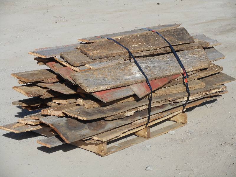 lot 11 image: Pallet Lot Of Slavaged Barn Wood, L...