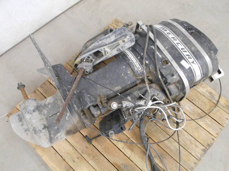lot 47 image: Mercury 65HP Outboard Motor, Condit...