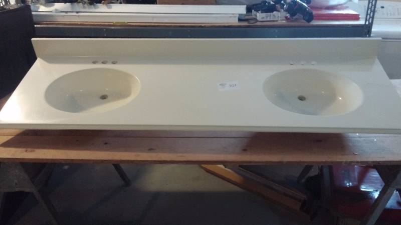 lot 101 image: Double Sink Vanity Top