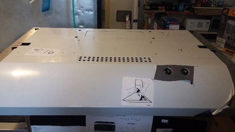 lot 16 image: Whirlpool 30 inch range hood - stainless steel