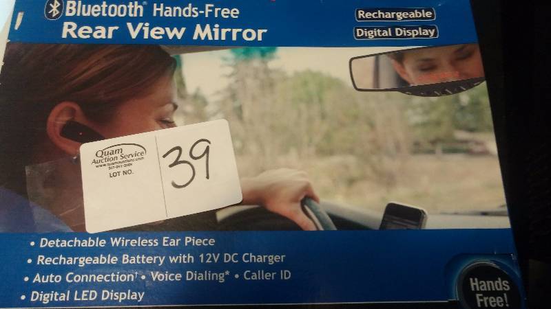 lot 39 image: Bluetooth rear view mirror