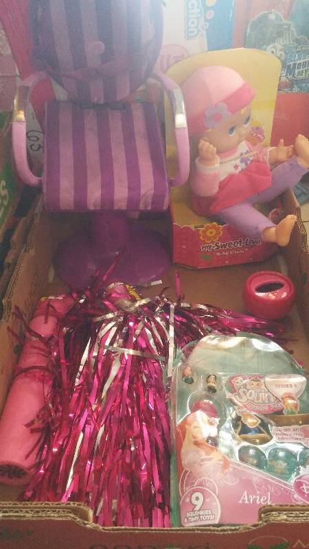 lot 65 image: kids toys