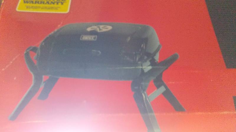 lot 94 image: 18 inch Portable Charcoal Gril