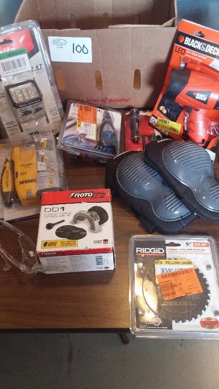 lot 100 image: Tools and Accessories