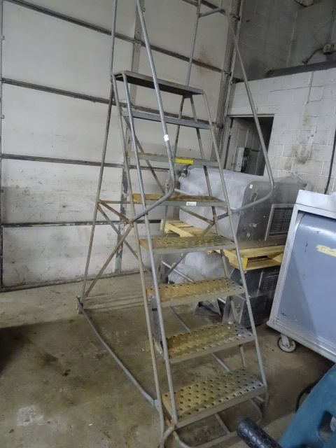 lot 2 image: Louisville Portable Stairs.