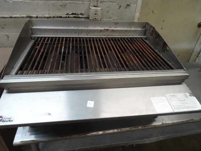 lot 14 image: Iron Works Broiler 5 Burner