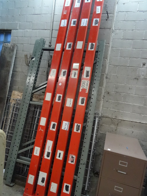lot 17 image: Pallet Rack Section 2 Uprights