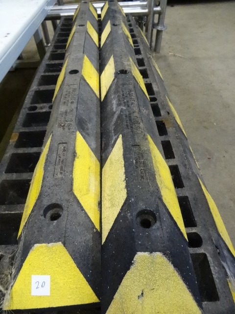 lot 20 image: Rubber Parking Lot Bumper Qty 2