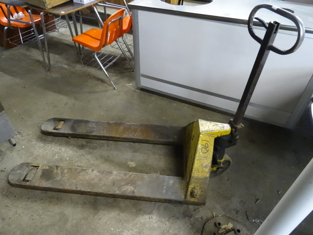 lot 36 image: Lift Rite Pallet Jack 5000 lb.
