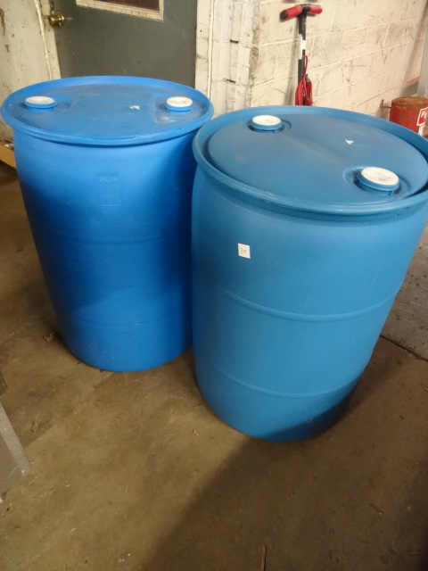 lot 39 image: 2-55 Gal. Plastic Drums.